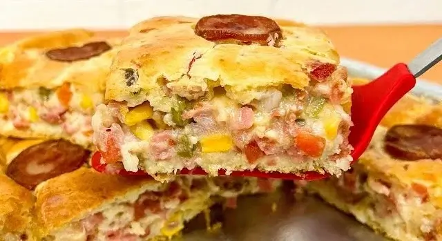 Torta de Calabresa com Frios